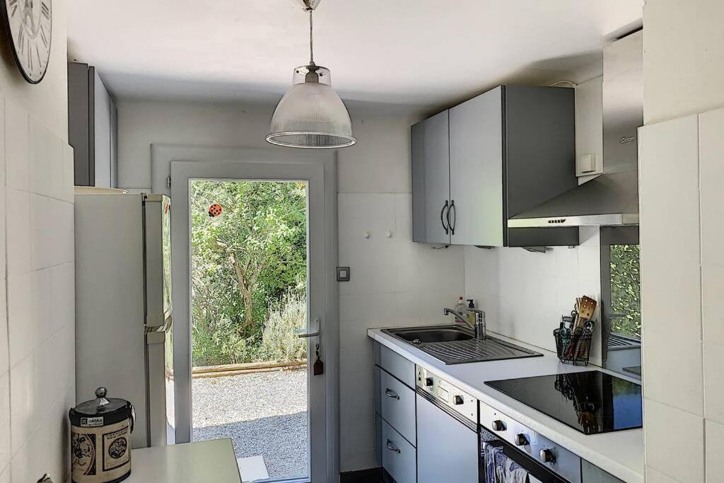 Maison Avec Piscine Chauffee Entre Mer Et Montagne Montauriol  Εξωτερικό φωτογραφία