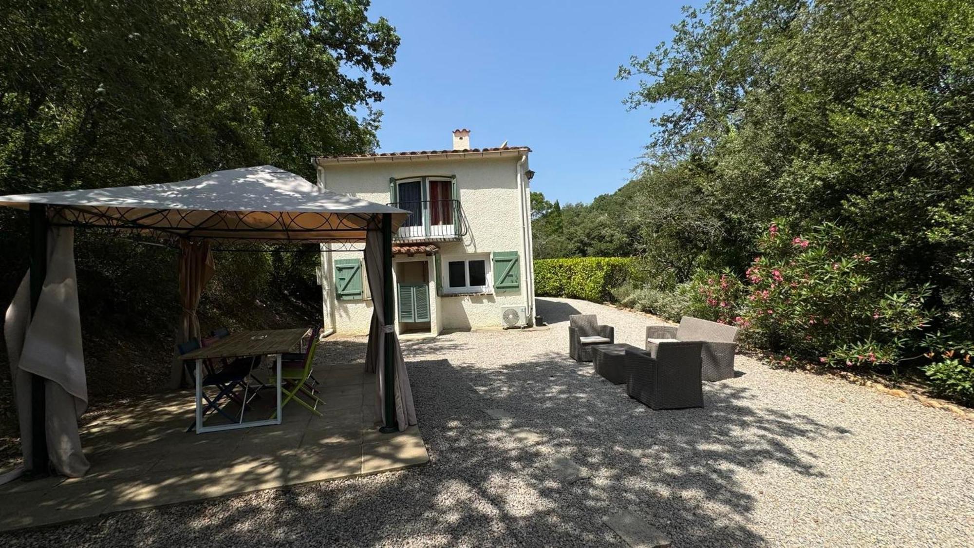 Maison Avec Piscine Chauffee Entre Mer Et Montagne Montauriol  Εξωτερικό φωτογραφία
